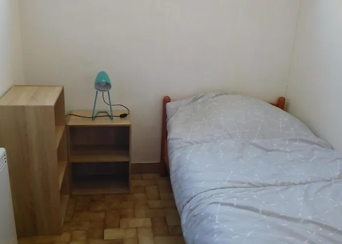 בית נופש Calme Et Proche Pour Des En Famille - Fr-1-476-32 לה פוט-סור-מר