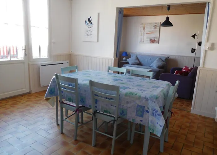 Calme Et Proche Pour Des En Famille - Fr-1-476-32 *