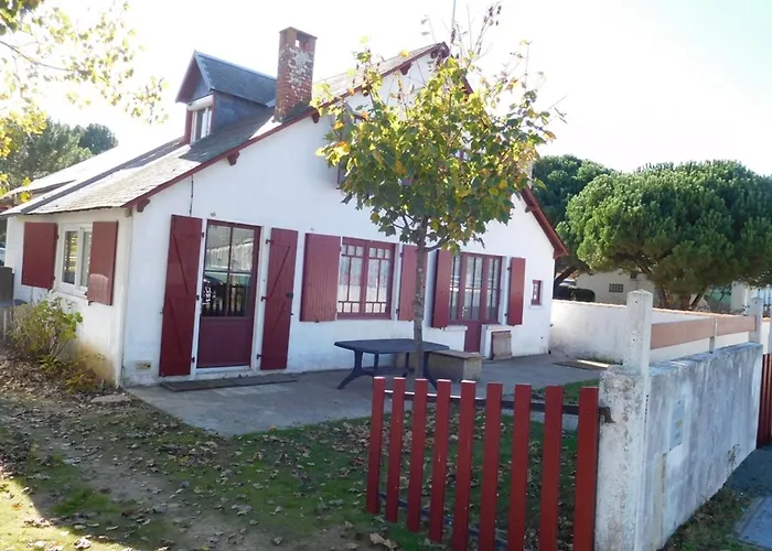 בית נופש Calme Et Proche Pour Des En Famille - Fr-1-476-32 לה פוט-סור-מר